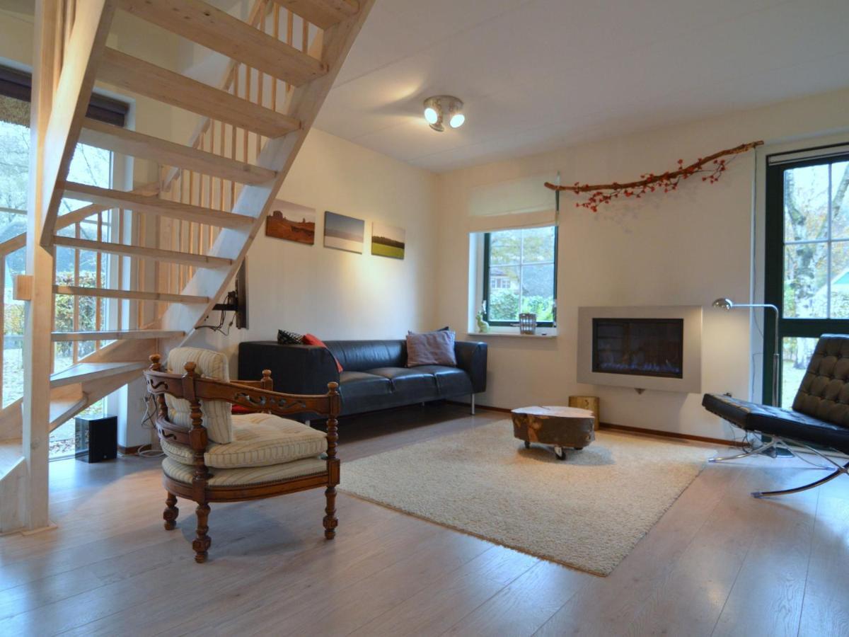 Beautiful Holiday Home In Heeten With Private Garden ภายนอก รูปภาพ