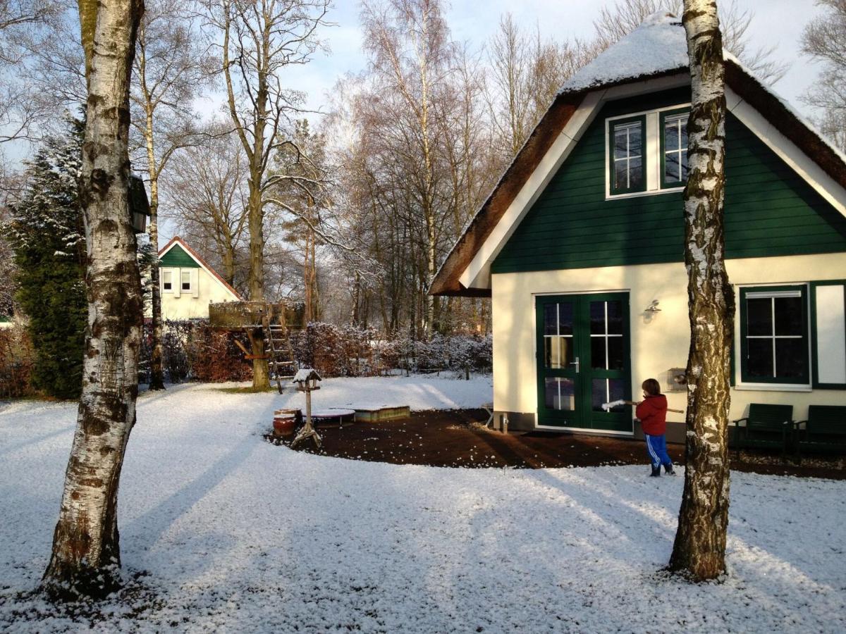 Beautiful Holiday Home In Heeten With Private Garden ภายนอก รูปภาพ